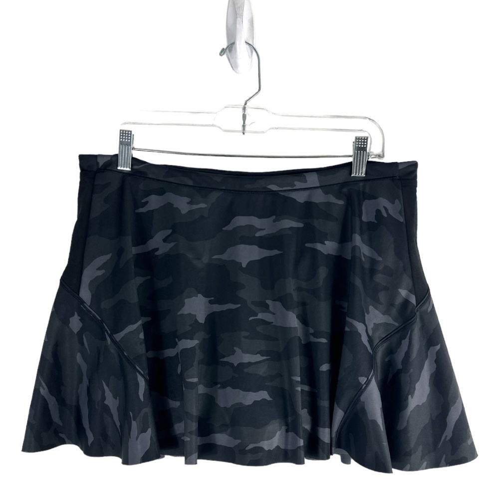 Athleta Match Point Camo Print Skort 13.5'' SZ L